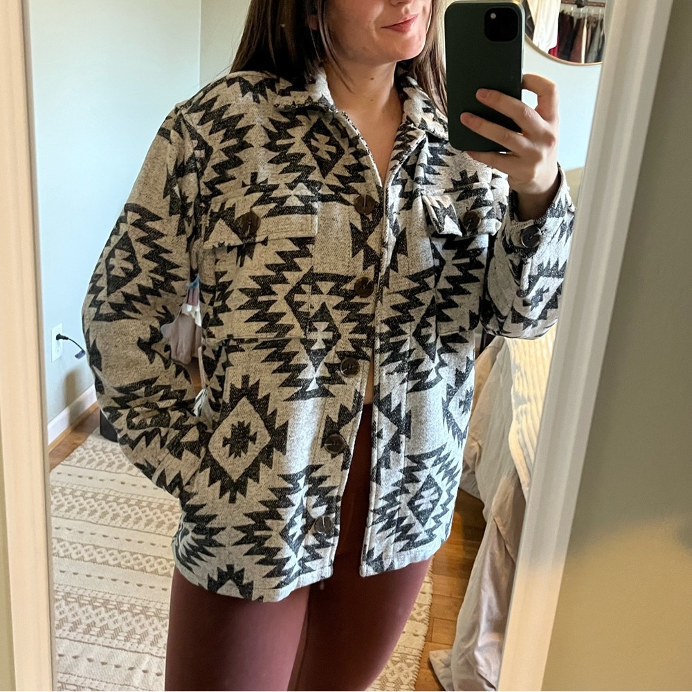 Women’s tribal print Shacket